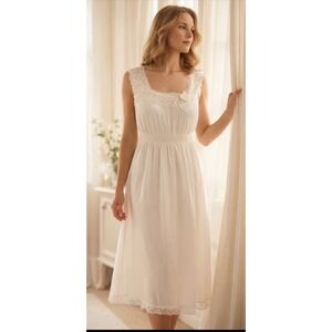 Vintage 1950- 1960s Ivory Coquette‎ Peignoir Slip Michelene Romantic Sz 34 Small